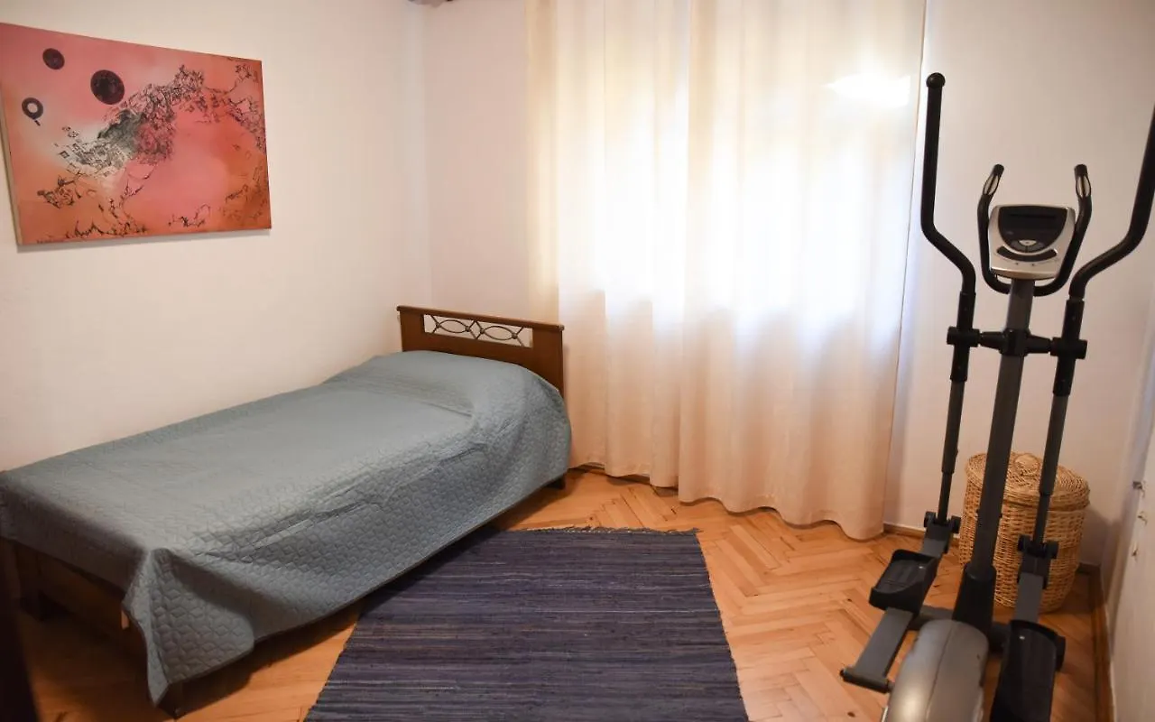 Lovely Apartment At The Heart Of Myslym Shyri Tiran